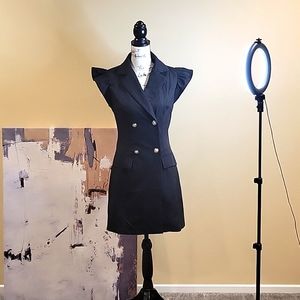 Butterfly sleeve double breasted dress